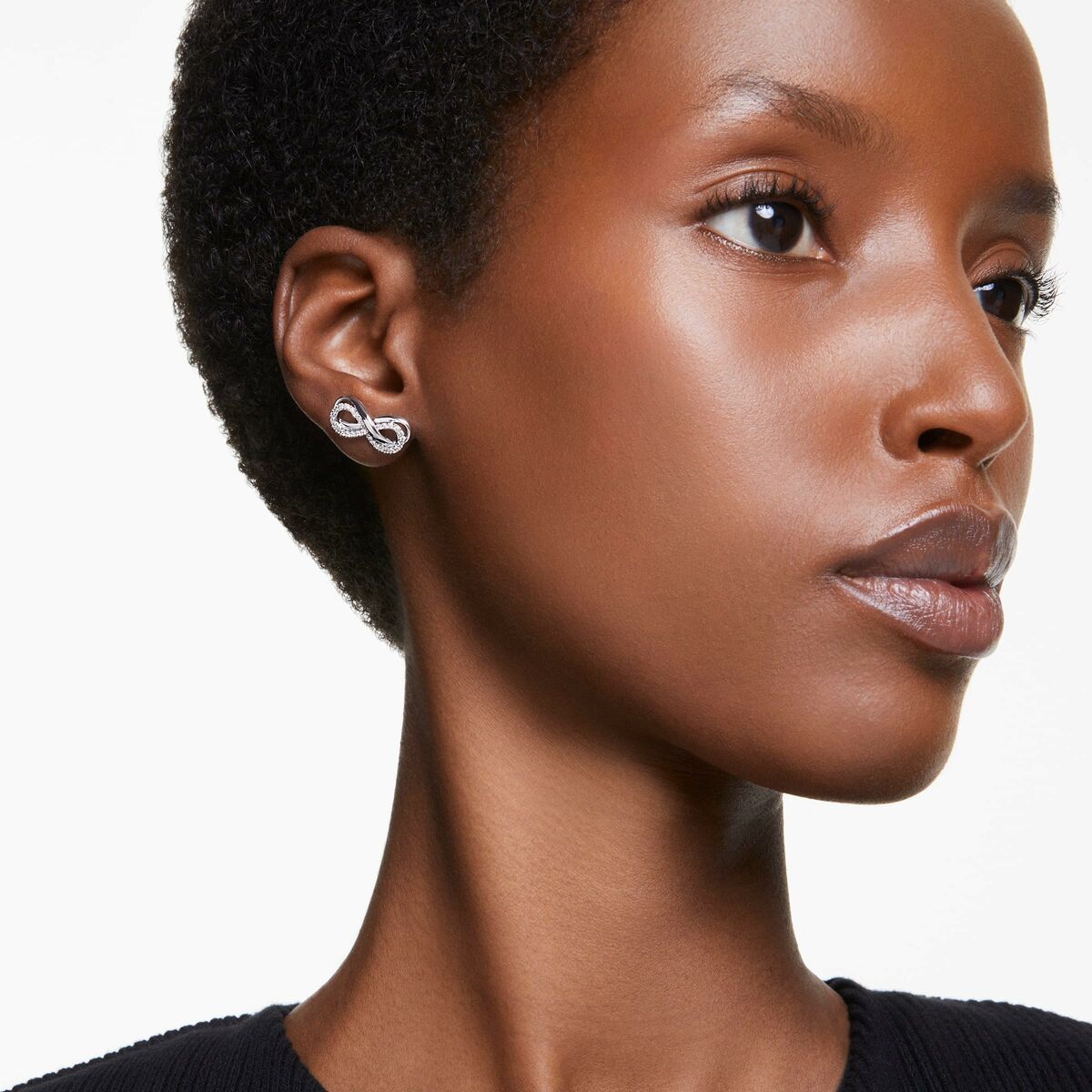 V3H79CCFA85B98129190430D145694A6545R4568200P4